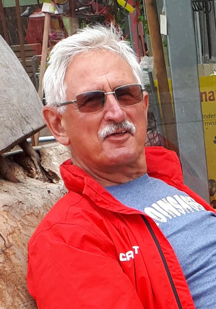 Uwe Wolf